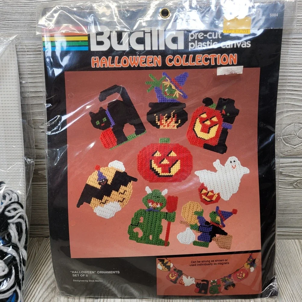 2 Bucilla‎ Plastic Canvas Halloween Collection Craft Kit Ornaments Pumpkin Vtg